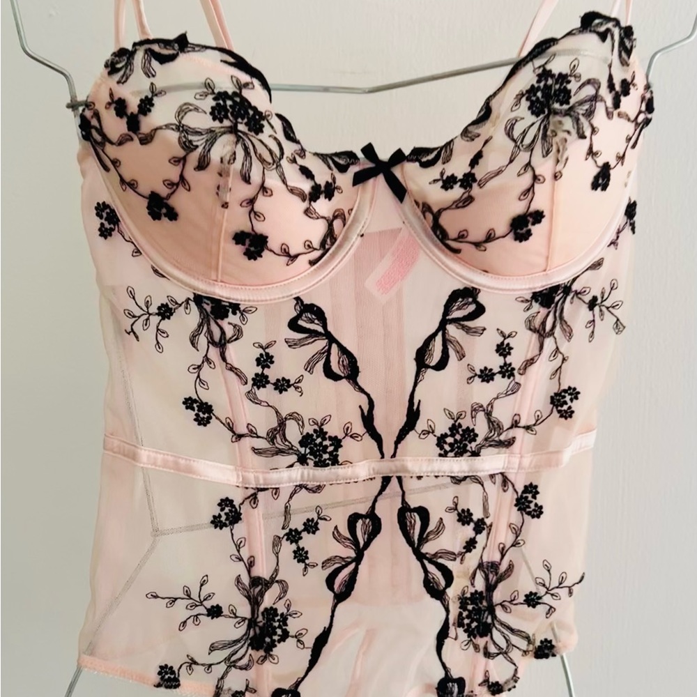 Victoria’s Secret Corset 34C